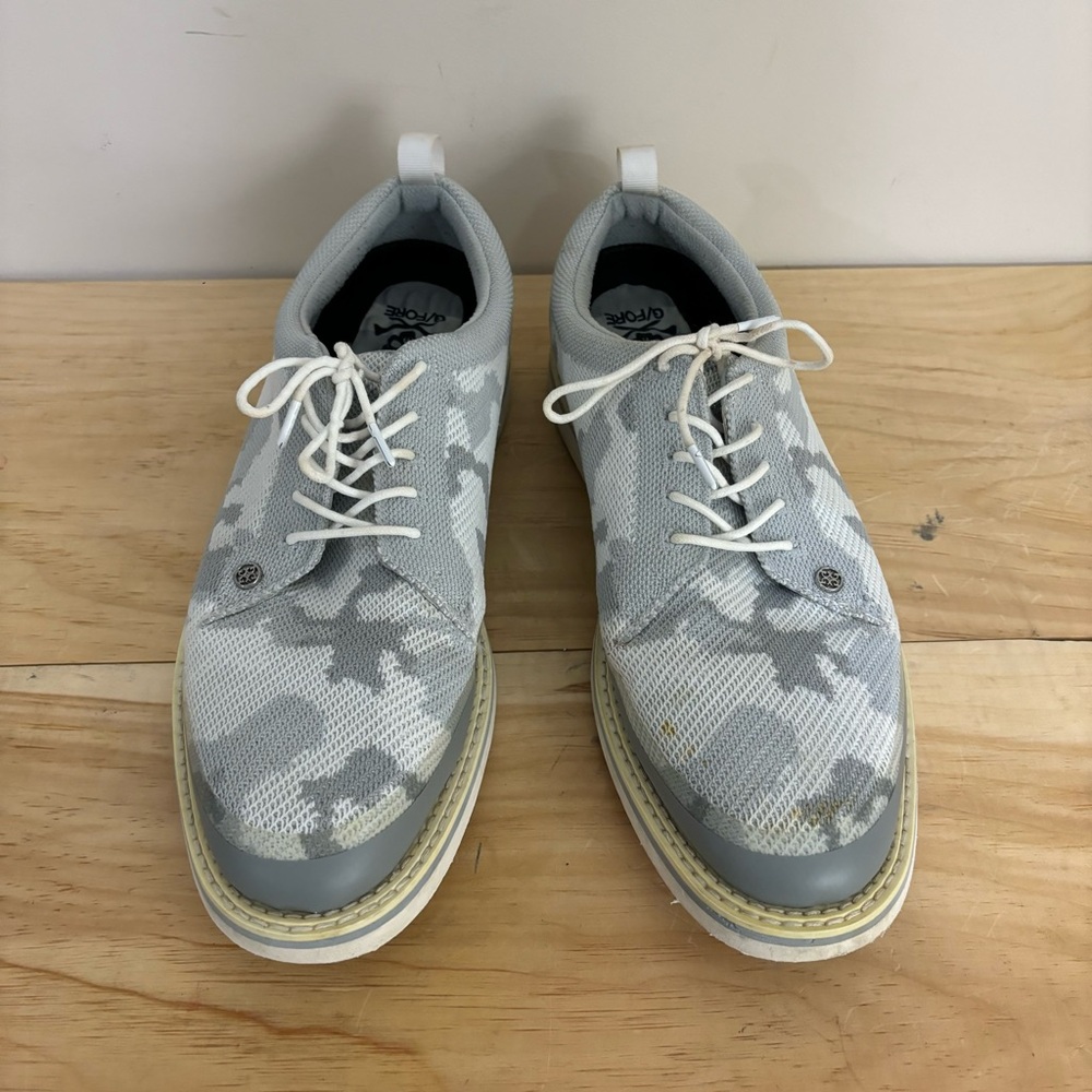 G/FORE Light Gray Camouflage golf shoes